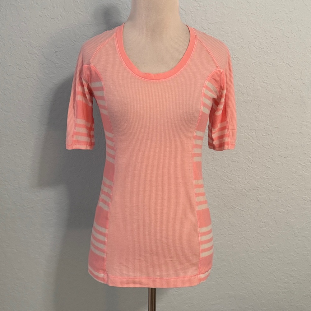 Lululemon Women's Pink Striped Top Small